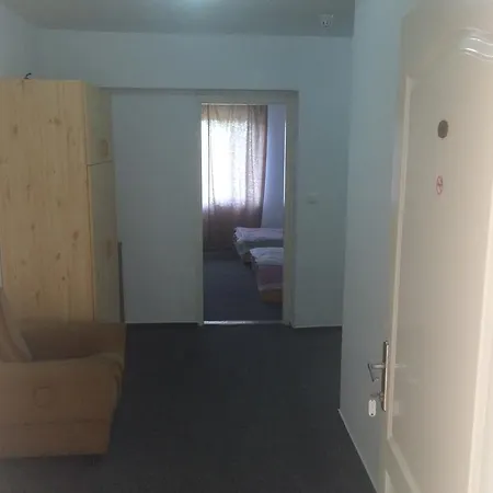 Ξενοδοχείο Hotel Revfueloep *